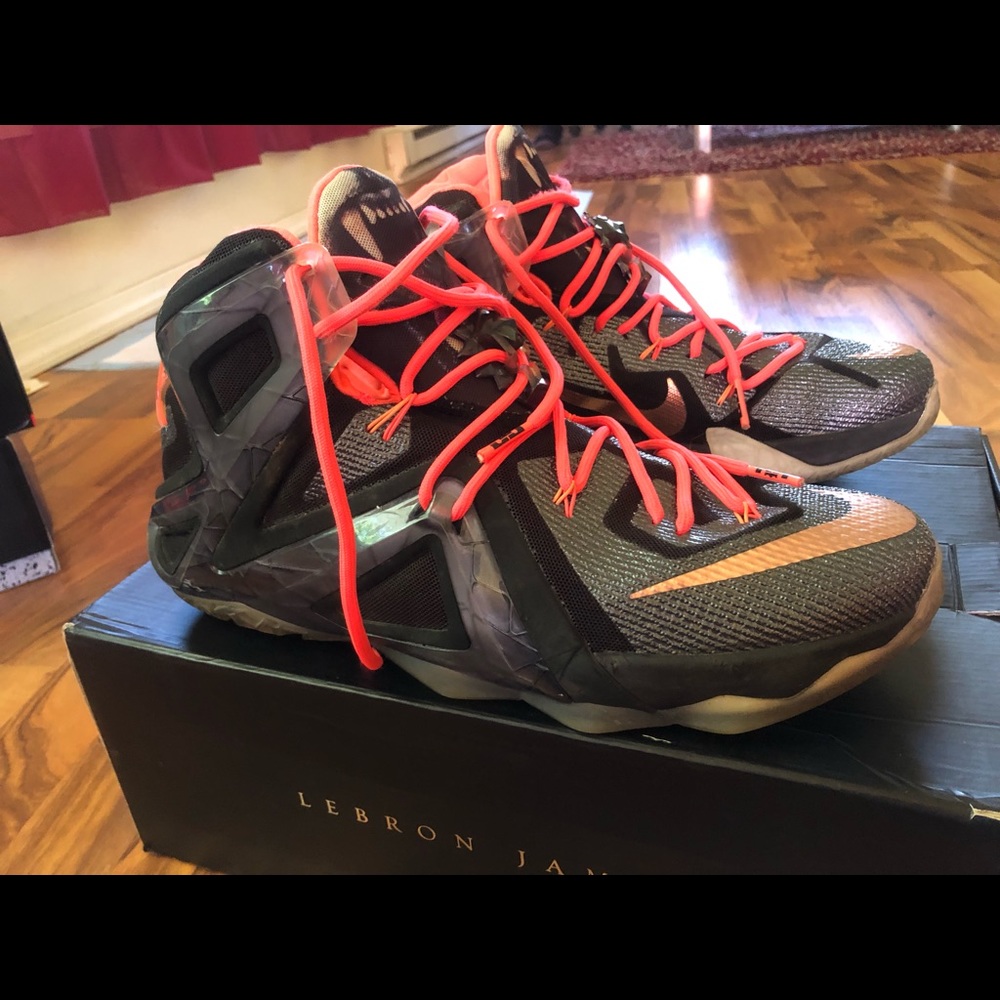Lebron James 12 Elite Rose Gold Size 13